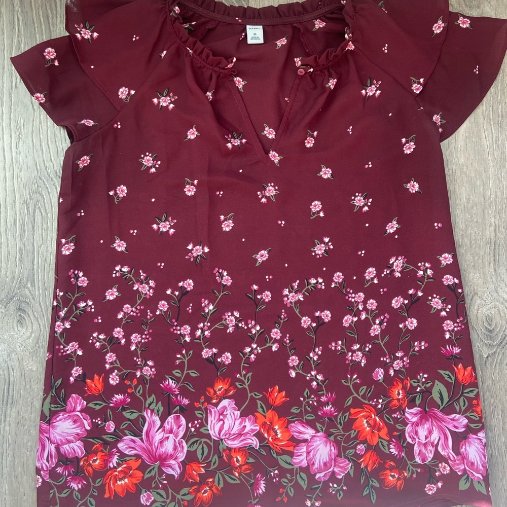 XS old navy blouse floral like new